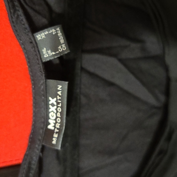 Mexx tank top, perfect for work or a night out! - Picture 2 of 3